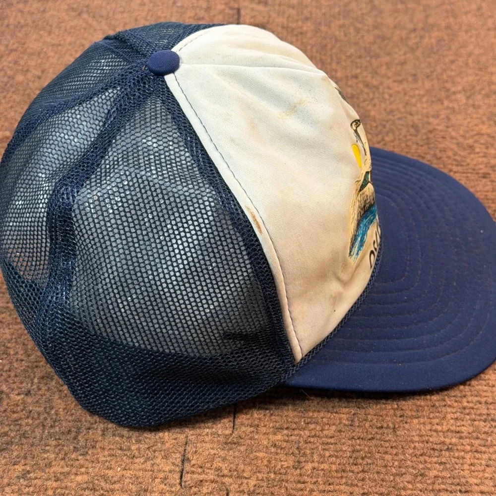 Vintage Oscoda MI Trucker Hat Mallard Duck Hunting Graphic Mesh Snapback Navy